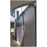 porta de aço manual com fechadura São Carlos